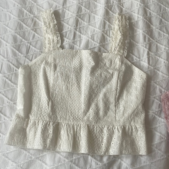NWT Lace Detail White Tank Top - Picture 1 of 4